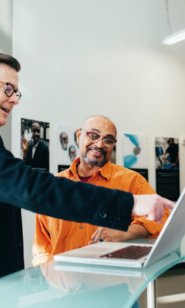 linkedin-sales-solutions-ydvdprpghv4-unsplash_81602